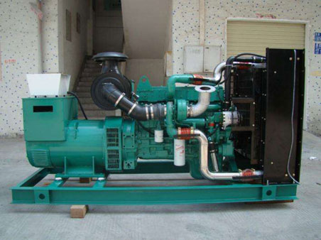 洞口1100kw康明斯柴油发电机组图片 洞口1100kw康明斯柴油发电机组图片